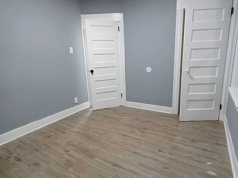 166 Ridgewood Ave — Photo 14