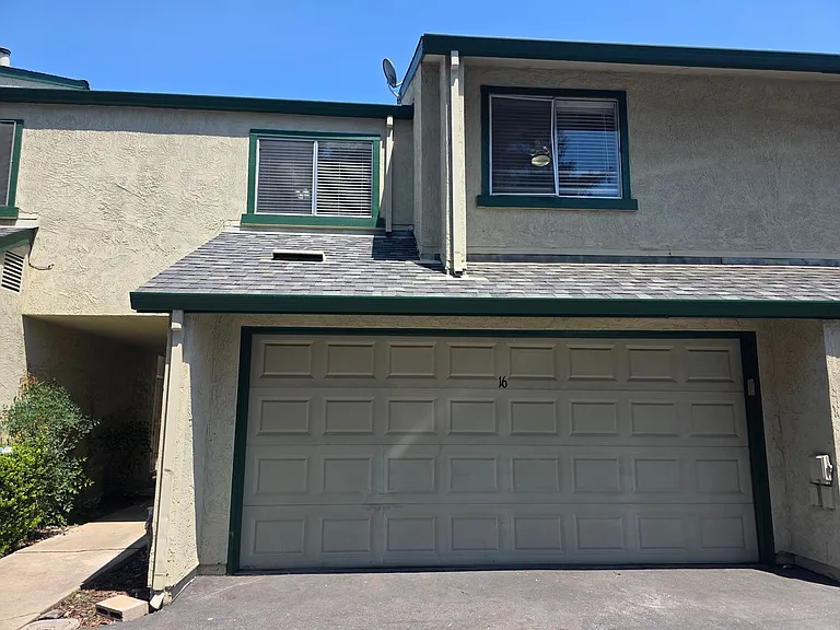 1109 E Orangeburg Ave #16 — Photo 1
