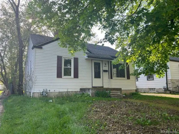 19481 Indian, Redford, MI 48240