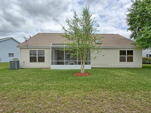 3rd image of 1108 Monterey Ln