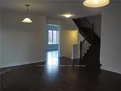 8 N Jericho Ave — Photo 2