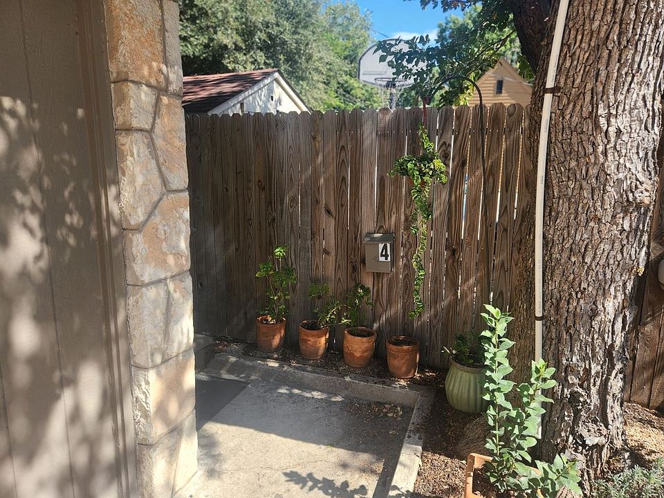1st image of 203 E Rosewood Ave APT 4