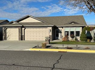 1413 Copper Loop, East Wenatchee, WA 98802