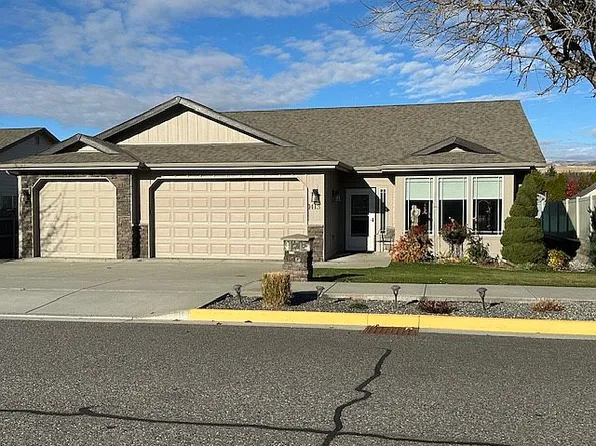 1413 Copper Loop, East Wenatchee, WA 98802