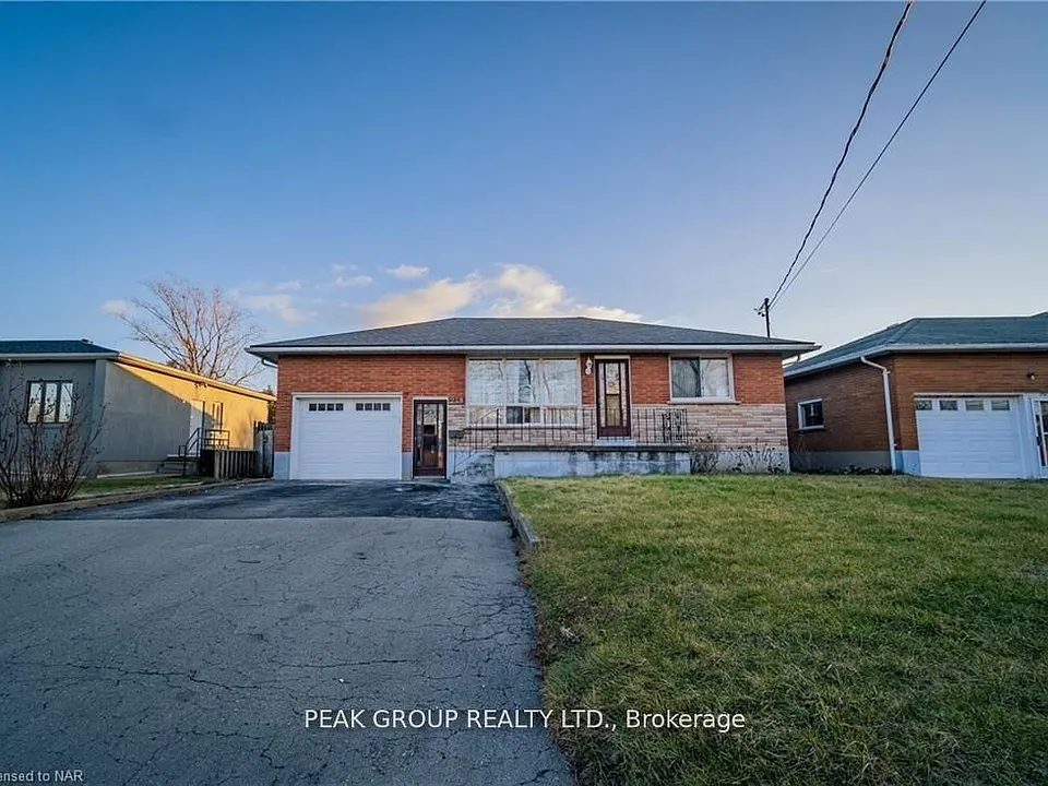 248 Bertie St #LOWER