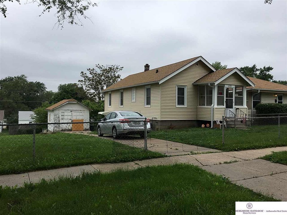 1st image of 6046 S 39th St