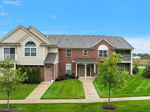2nd image of 22113 Aberdeen Dr