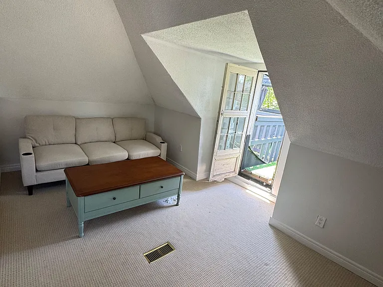120 Herkimer St — Photo 9