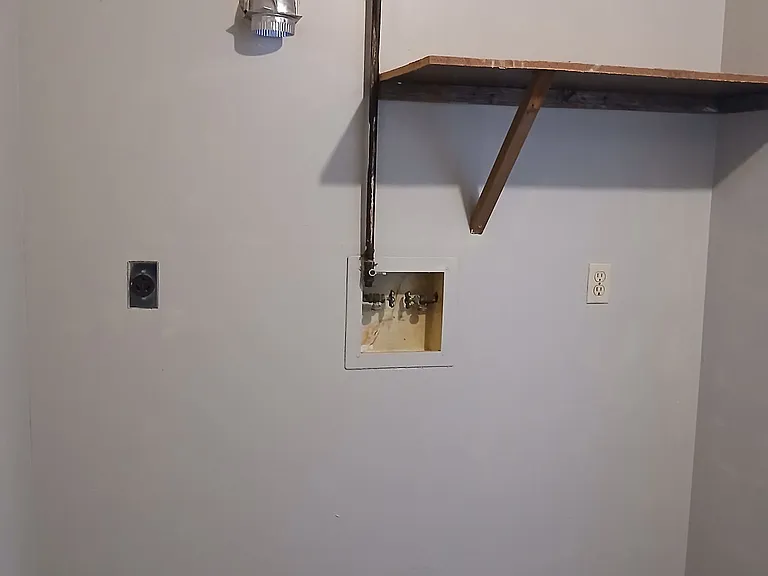 Washer and dryer hookups