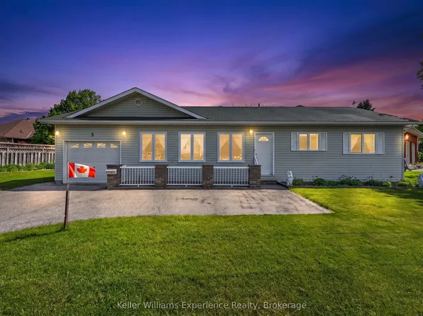 5 Bridle Rd, Penetanguishene, ON L9M 1J5
