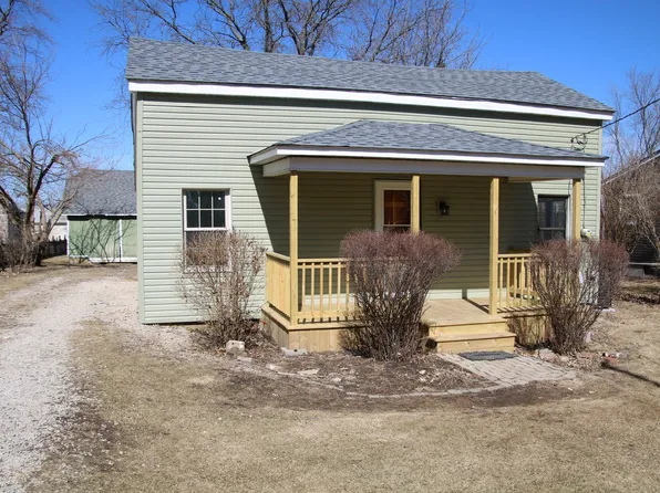 405 E Broadway St, Newark, IL 60541