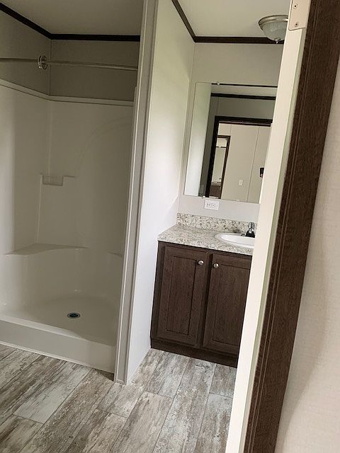 2nd image of 480 Lexington Dr