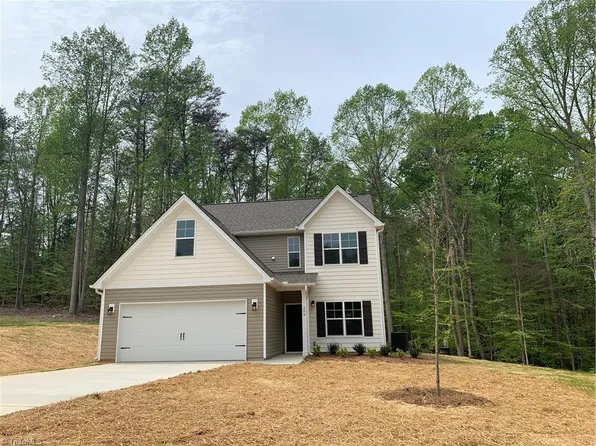 206 Hill St, Winston Salem, NC 27107