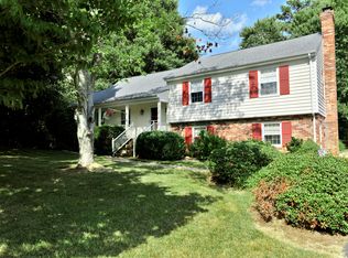 1521 Chauncey Ln, Henrico, VA 23238