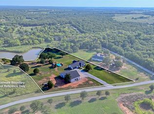 140 Lago Ln, Nocona, TX 76255