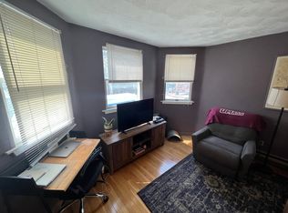 217 Holland St APT 2B, Somerville, MA 02144