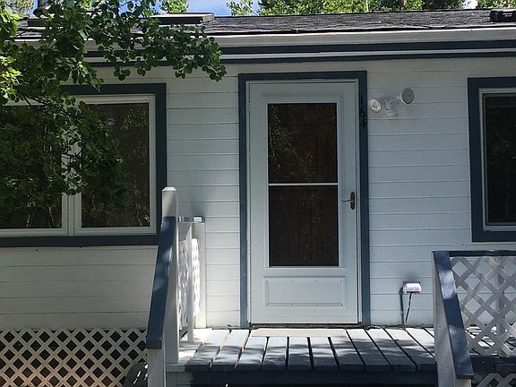 2nd image of 164 Fiddlers Green Pl