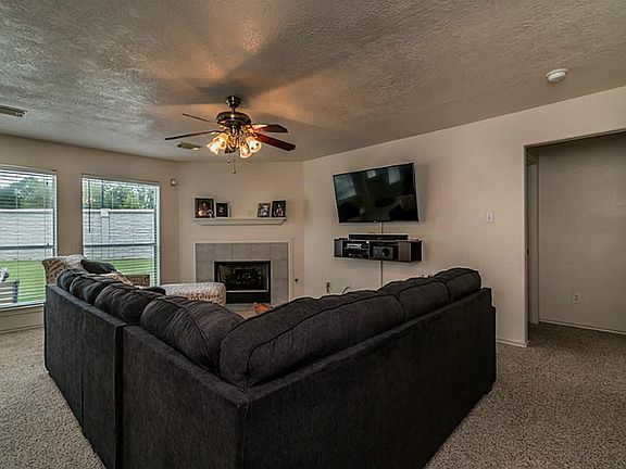 5th image of 5202 Balmorhea Dr