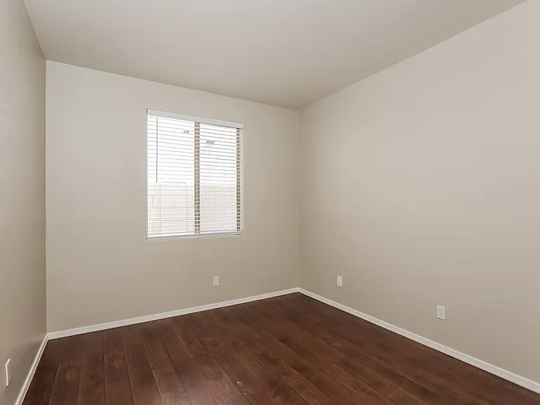 6842 S 26th Pl — Photo 14