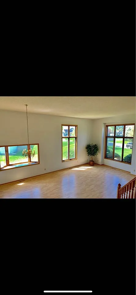 4 bed, 3000 sqft, $3,000 — Photo 3