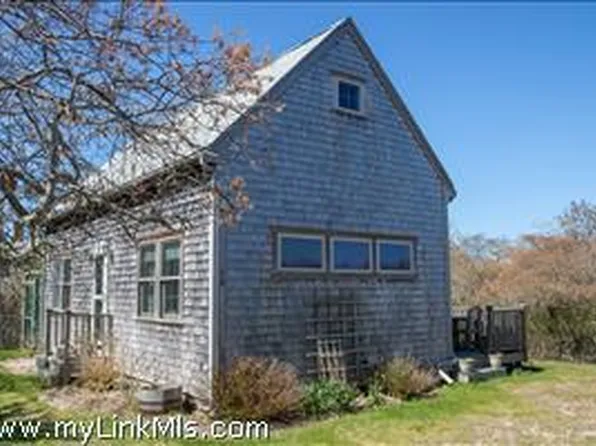19 Clarendon St, Nantucket, MA 02554