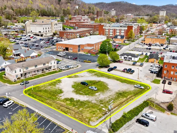 104 E 2nd St, Morehead, KY 40351