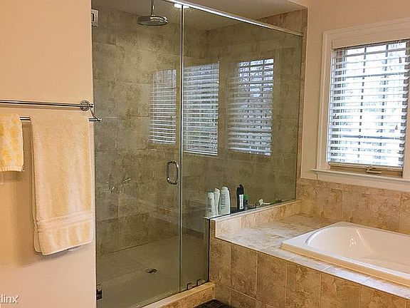 6503 Manor Ridge Ct 6