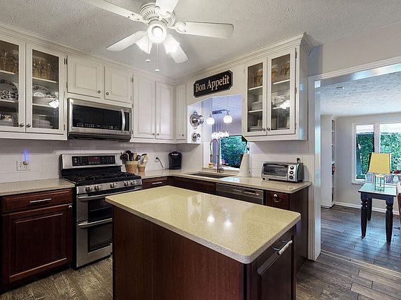 3rd image of 12537 Cormorant Dr