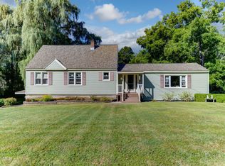 75 Midline Rd, Ballston Lake, NY 12019