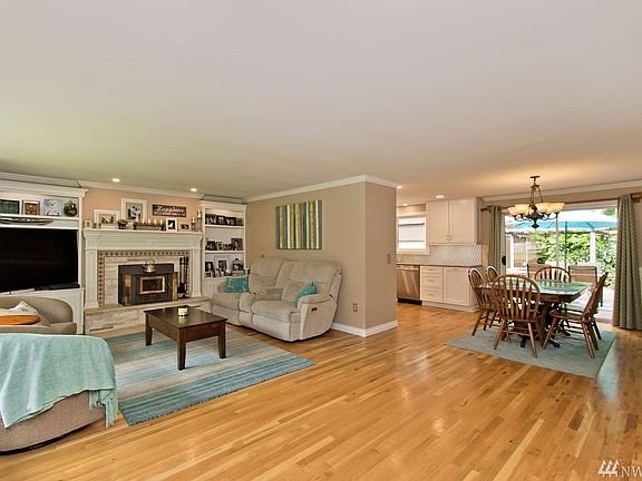 5th image of 14414 106th Avenue Ct E