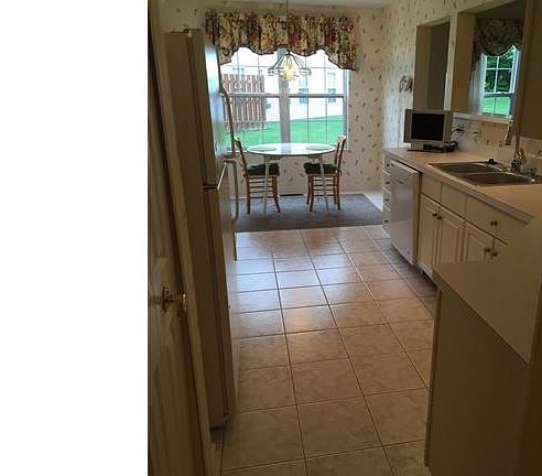 4th image of 30021 Ginger Ct