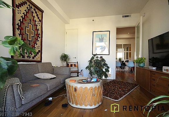 3rd image of 73 Montrose Ave #3H