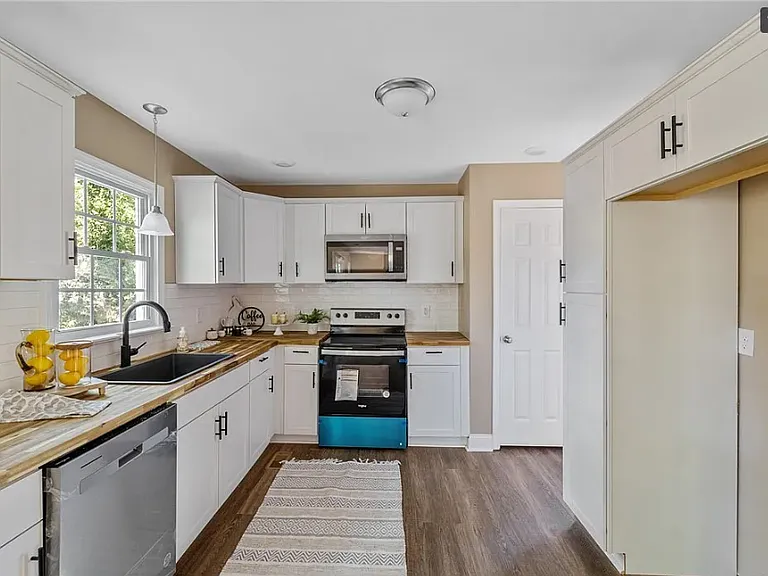 5105 Fox Den Ct — Photo 14