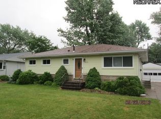 135 Preston St, Elyria, OH 44035