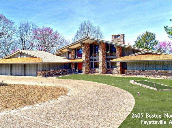 2405 E Boston Mountain Vw, Fayetteville, AR 72701