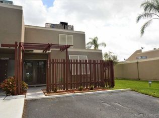 1661 W Fairway Rd #1661, Pembroke Pines, FL 33026