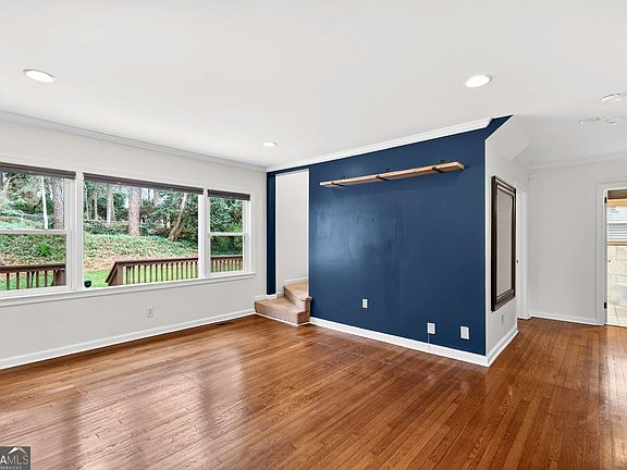 4th image of 2920 Briarcliff Rd NE