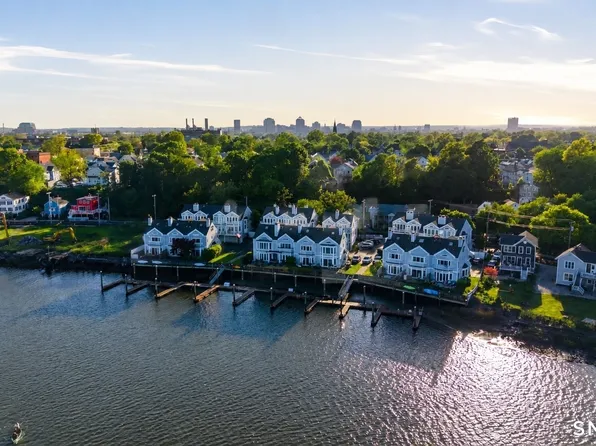 239 Front Street #B, New Haven, CT 06513