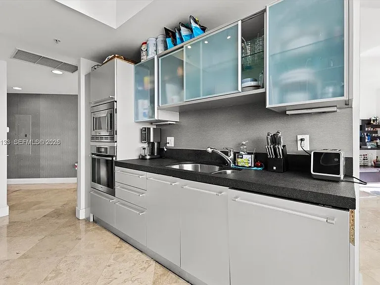 18201 Collins Ave #601A — Photo 9