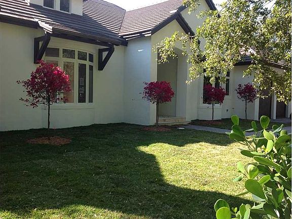 2nd image of 1010 Andora Ave