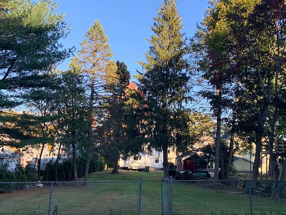 65 Pierpont Back Yard