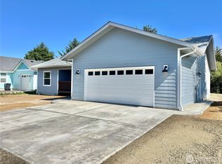 382 S Wynoochee Dr SW, Ocean Shores, WA 98569
