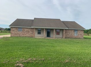 2214 Isadore Rd, Erath, LA 70533