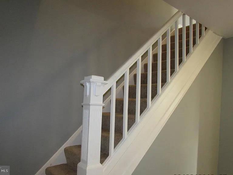 2735 Chesterfield Ave — Photo 25