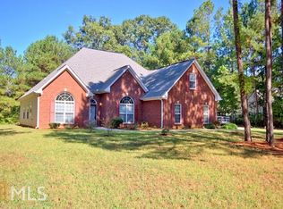 19 Couch Rd, Senoia, GA 30276