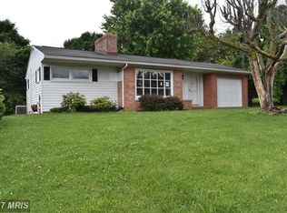 191 Aylor Grubbs Ave, Stanley, VA 22851