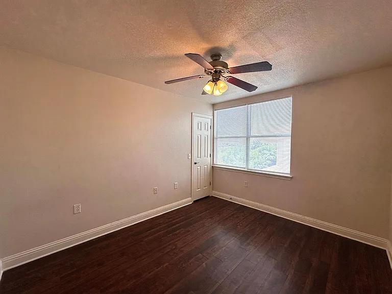 Delmar Ave 506 — Photo 14