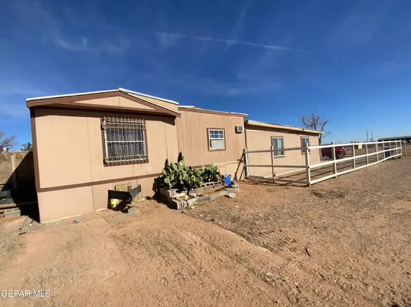 411 Dorado Ln, Chaparral, NM 88081