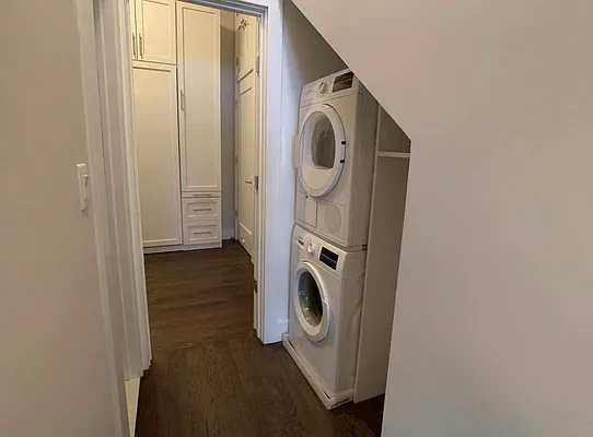 Rented by Tourma Realty LLC | media 17