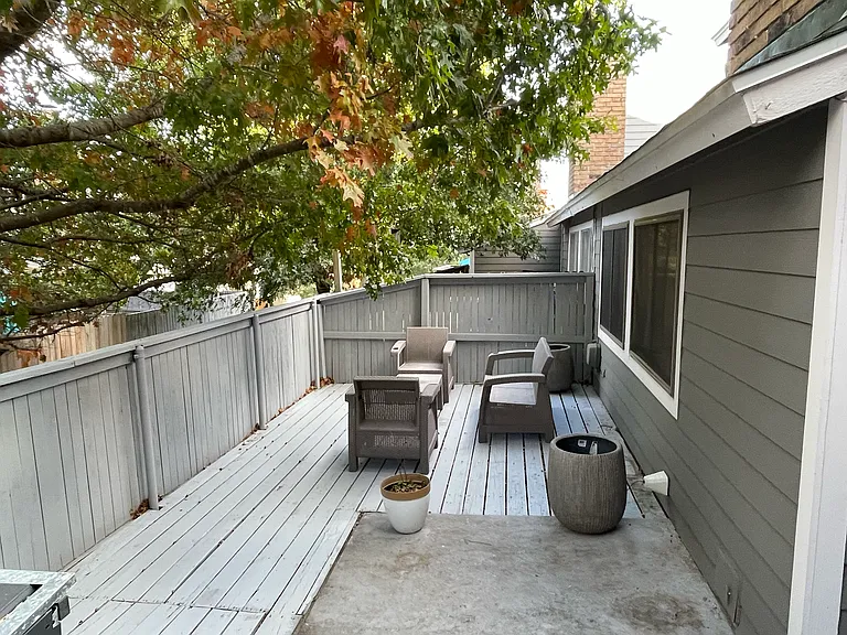 7257 Coronado Cir — Photo 33